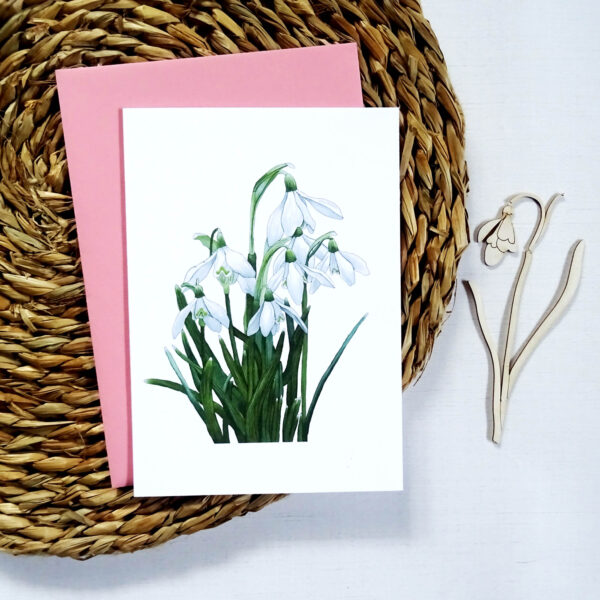 Uniwersalna Kartka Okolicznościowa z wiosennymi Przebiśniegami na każdą okazję.